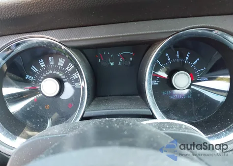 2011 Ford Mustang V6 из США, поврежденный, VIN 1ZVBP8AM1B5101359